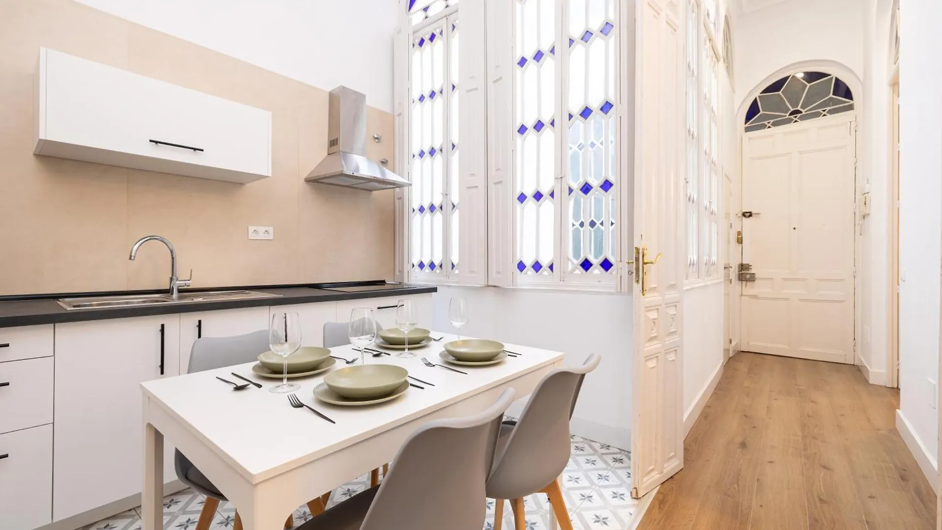 Modern Spacious Palace -1Bedroom-Center Malaga