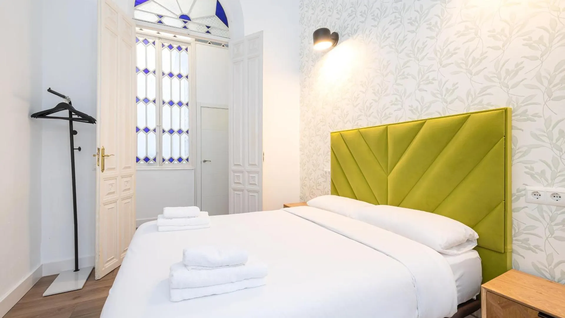 Modern Spacious Palace -1Bedroom-Center Malaga
