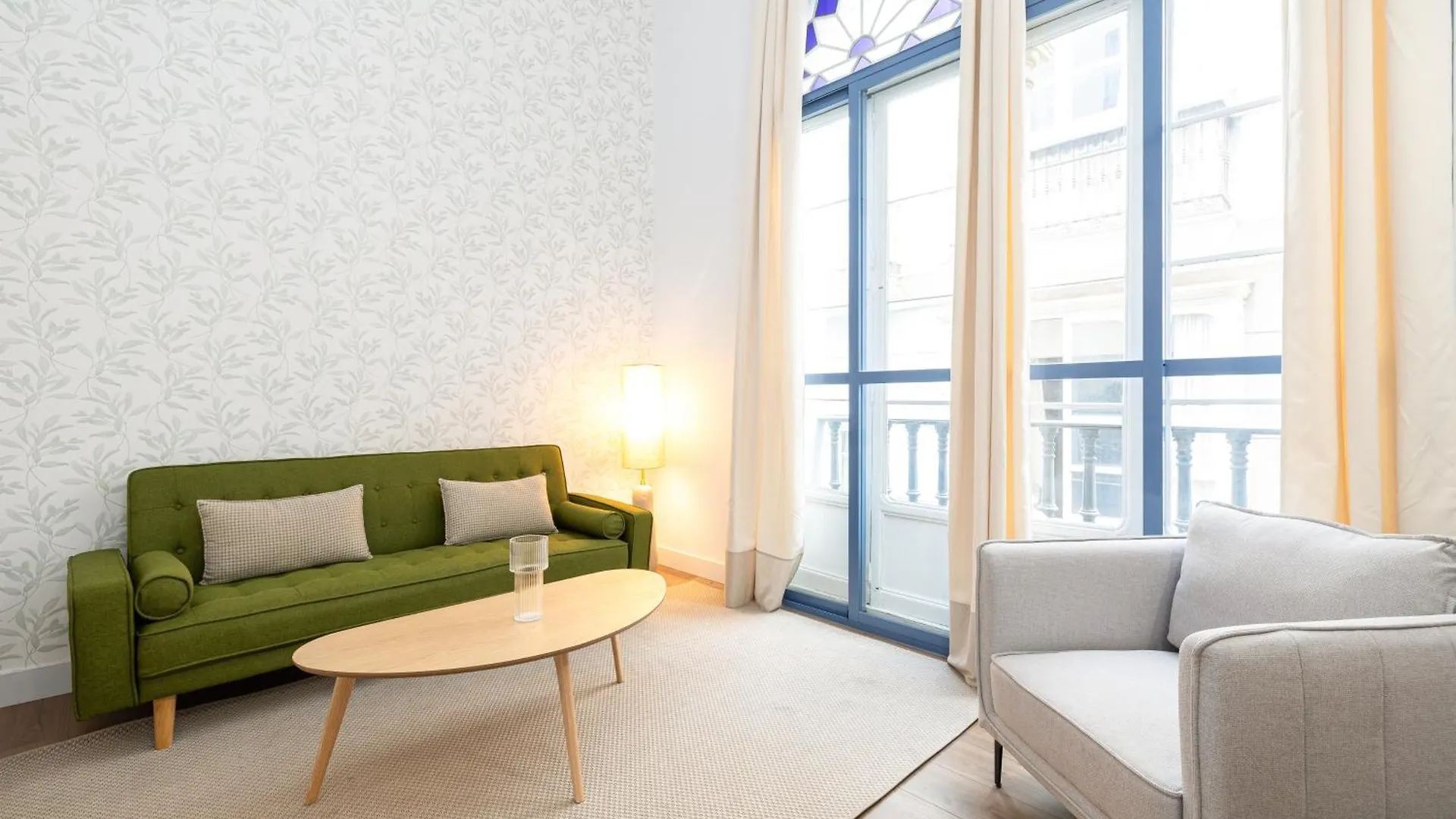 Modern Spacious Palace -1Bedroom-Center Malaga Spain